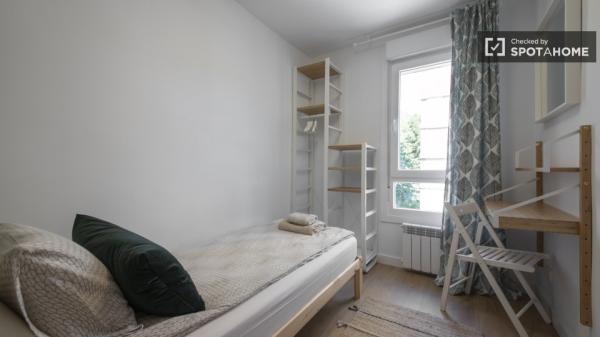 3-bedroom apartment for rent in Capuchinos, Errenteria