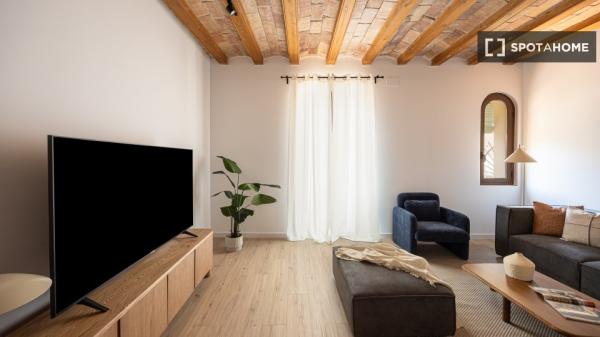 Apartamento de 2 dormitorios en alquiler en El Raval, Barcelona