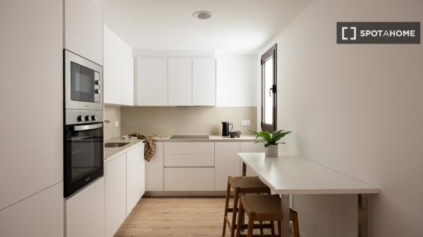 Apartamento de 2 dormitorios en alquiler en El Raval, Barcelona