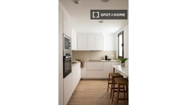 Apartamento de 2 dormitorios en alquiler en El Raval, Barcelona