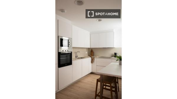 Apartamento de 2 dormitorios en alquiler en El Raval, Barcelona