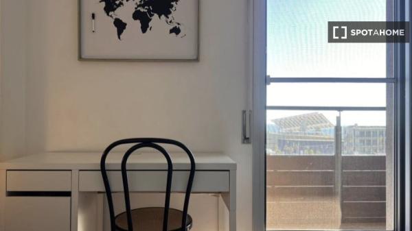 Habitación en piso compartido en Sant Adrià de Besòs.