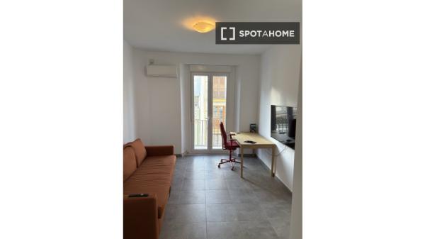 Do wynajęcia apartament z 1 sypialnią w San Gil, Sewilla