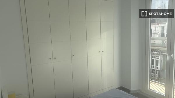 Do wynajęcia apartament z 1 sypialnią w San Gil, Sewilla