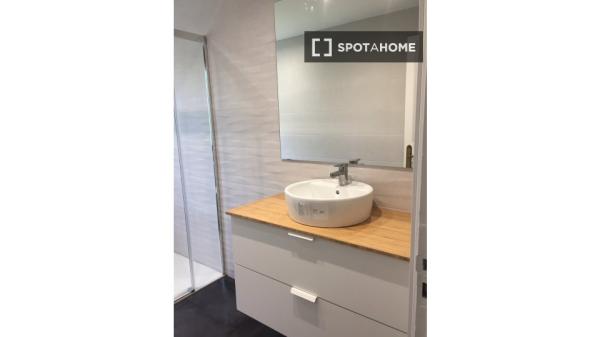 2-Zimmer-Wohnung zur Miete in Egia, San Sebastián.