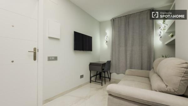 Studio zu vermieten in la Font de la Guatlla, Barcelona