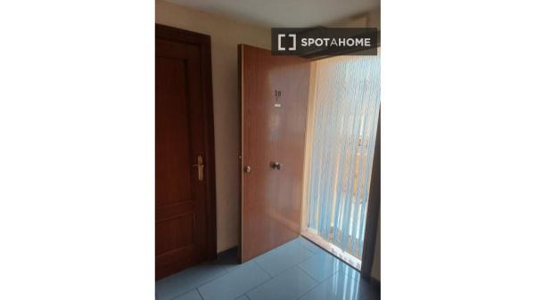 Room in shared apartment for rent in Paterna, Valencia