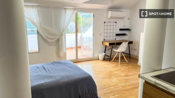 Studio do wynajęcia w Castilla, Madryt