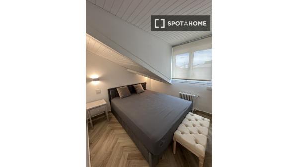 Piso de 2 habitaciones en alquiler en Chueca, Madrid.