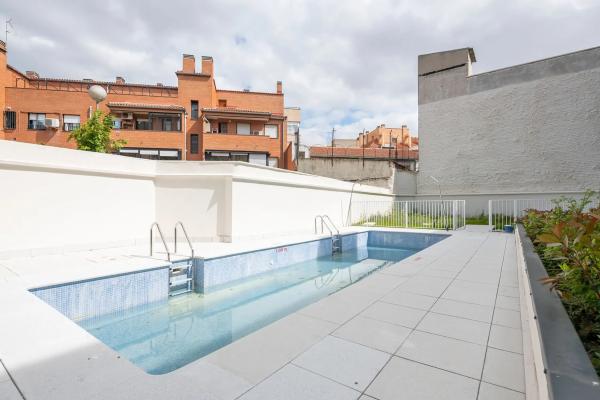 Calle Valentín Llaguno 32