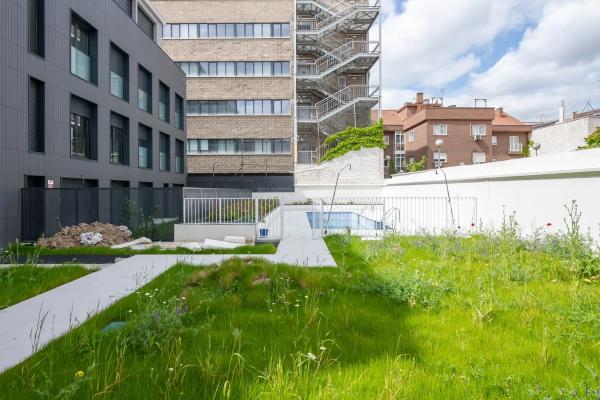 Calle Valentín Llaguno 32