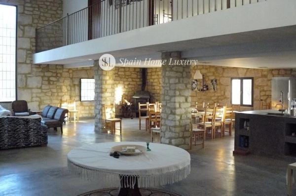 Masía en Partida les Fontanelles