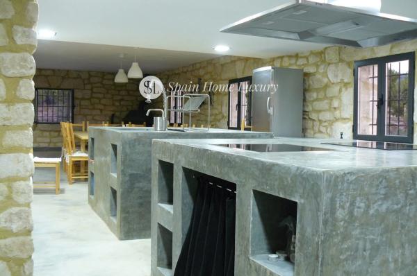 Masía en Partida les Fontanelles