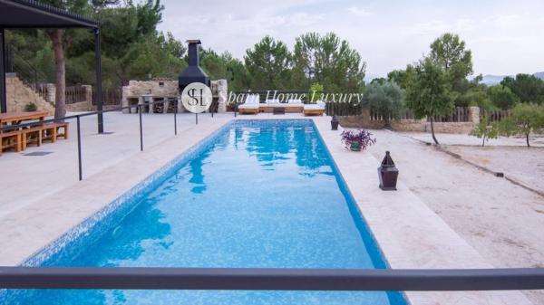 Masía en Partida les Fontanelles