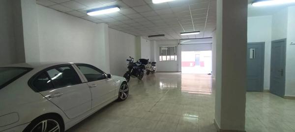 Chalet adosado en calle Reyes Católicos, 21