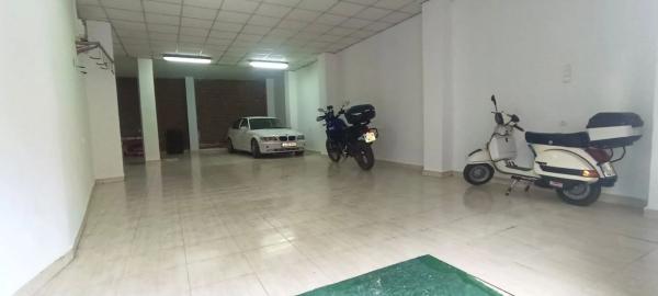 Chalet adosado en calle Reyes Católicos, 21