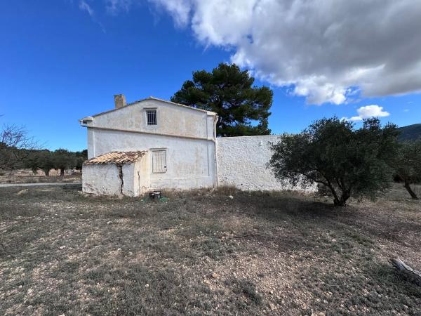 Casa rural en poligono 33