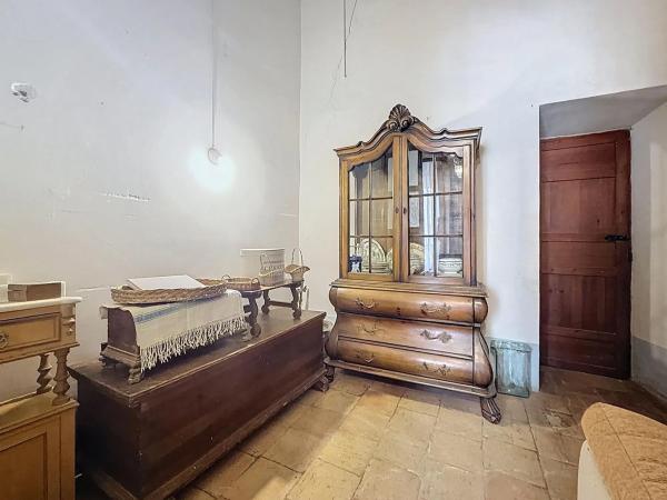 Casa independiente en calle Santa Maria