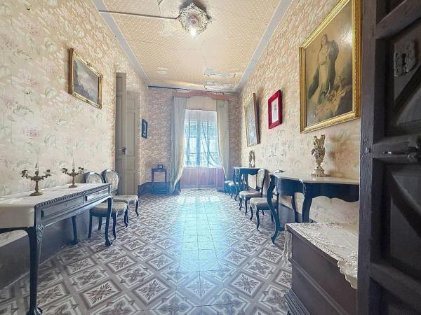 Casa independiente en calle Santa Maria