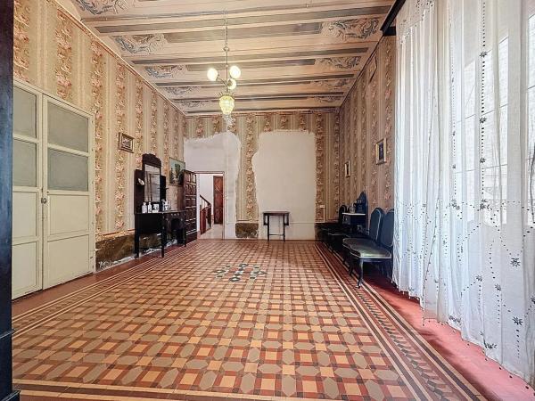 Casa independiente en calle Santa Maria