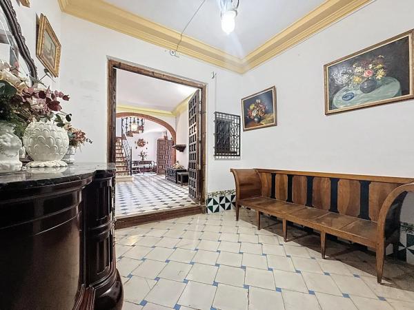 Casa independiente en calle Santa Maria