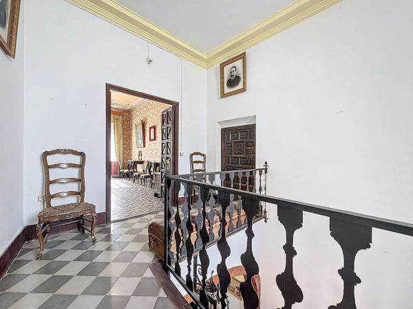 Casa independiente en calle Santa Maria