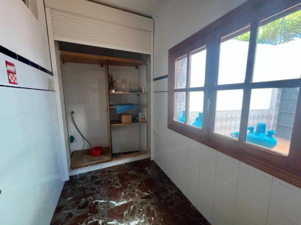 Chalet pareado en calle Maestro Granados