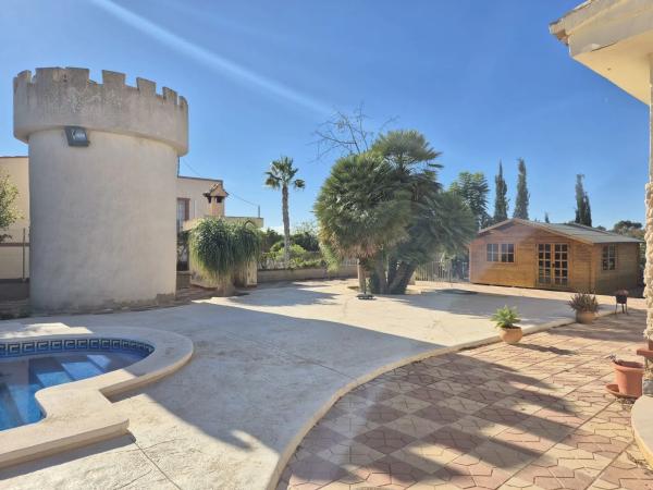 Casa independiente en Pd Lomas Gp.2