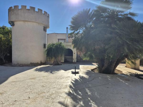 Casa independiente en Pd Lomas Gp.2