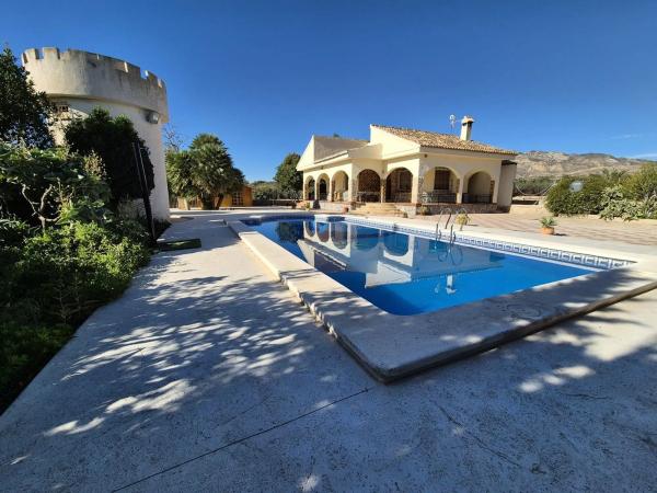 Casa independiente en Pd Lomas Gp.2