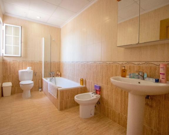 Casa independiente en calle Fortuna s/n