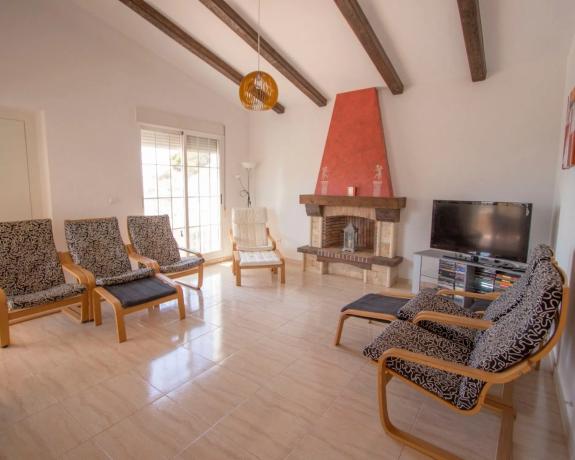 Casa independiente en calle Fortuna s/n