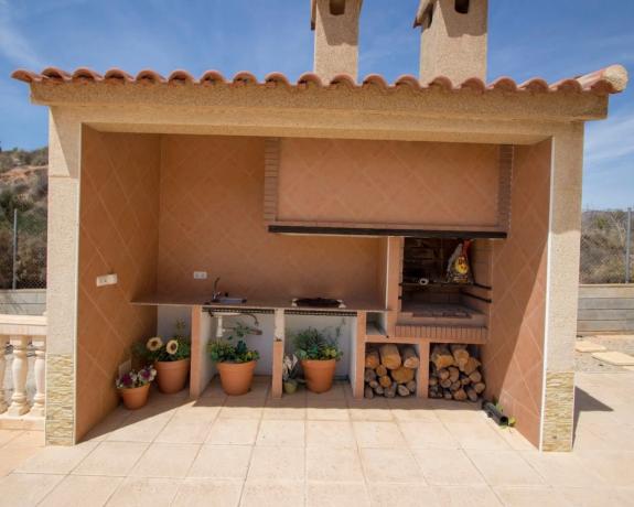 Casa independiente en calle Fortuna s/n