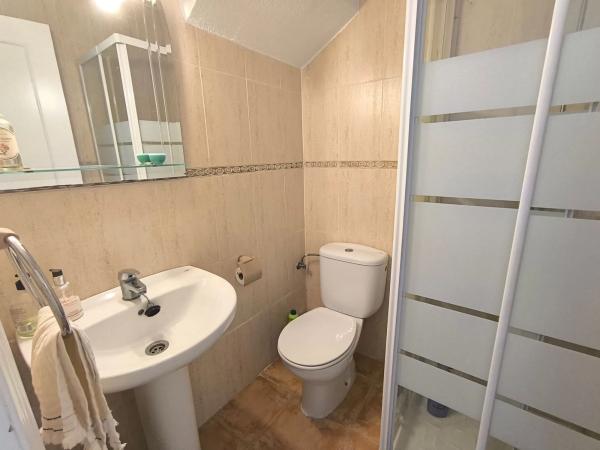 Chalet adosado en CL Manuel De Falla-montemar