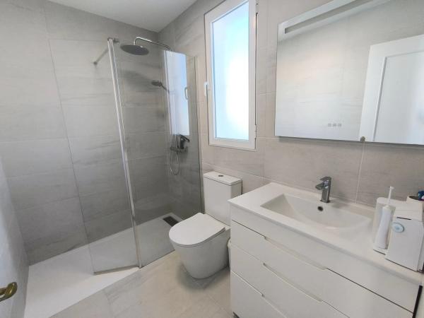 Chalet adosado en CL Manuel De Falla-montemar