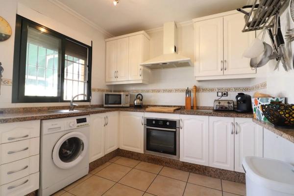 Chalet en calle Portugal