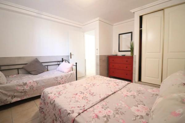 Chalet en calle Portugal