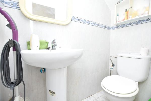 Chalet pareado en calle Manuel de Falla, 145