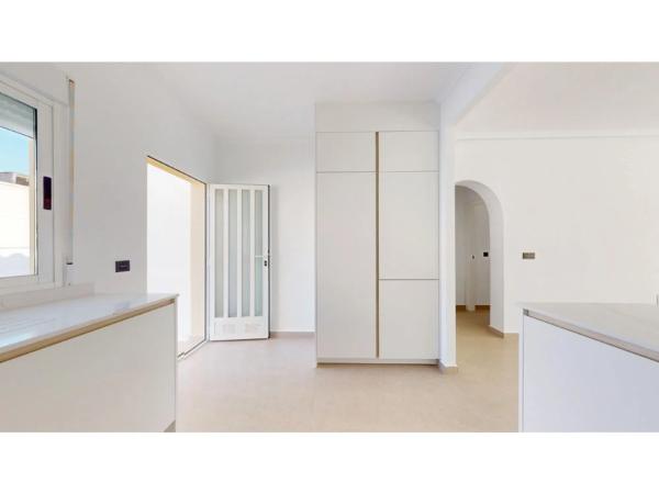 Casa independiente en calle Países Bajos