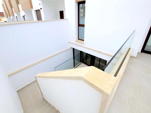 Chalet adosado en calle San Miguel