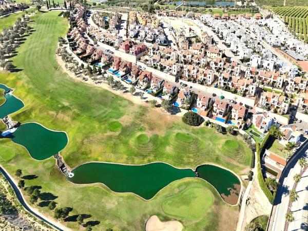 Chalet adosado en calle San Miguel