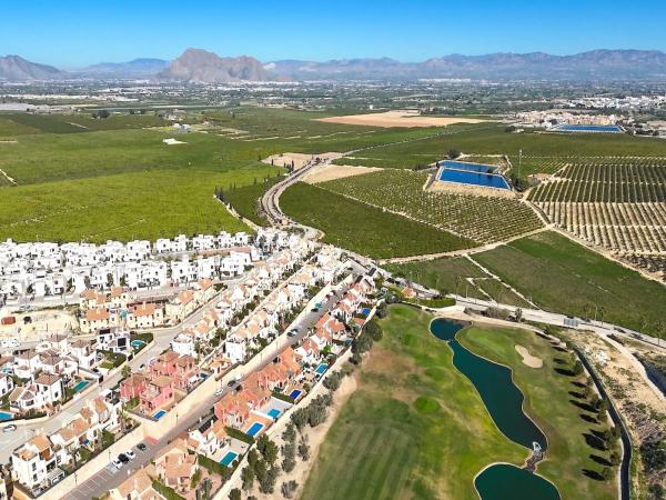 Chalet adosado en calle San Miguel