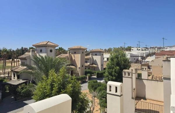 Chalet pareado en avenida Antonio Pedrera Soler