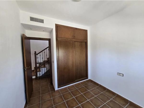 Chalet pareado en avenida Antonio Pedrera Soler