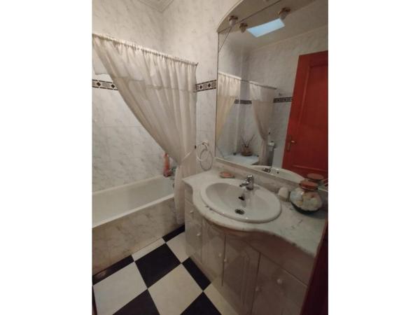 Casa independiente en calle Miguel Hernández