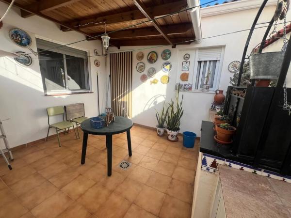 Chalet adosado en calle Miguel Hernández