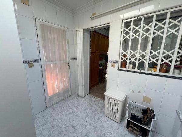 Chalet adosado en calle Miguel Hernández