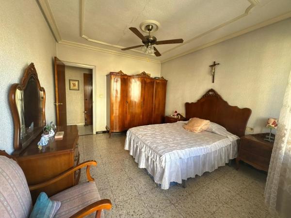 Casa independiente en calle Luis Buñuel