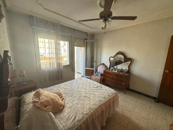 Casa independiente en calle Luis Buñuel