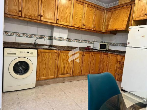 Piso en plaza Proyecto-C. Fútbol, 2 -4